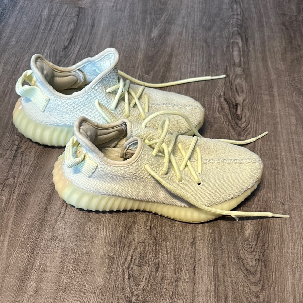 Adidas Yeezy Boost 350 V2 - Cream